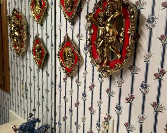 Cherub wall decor
