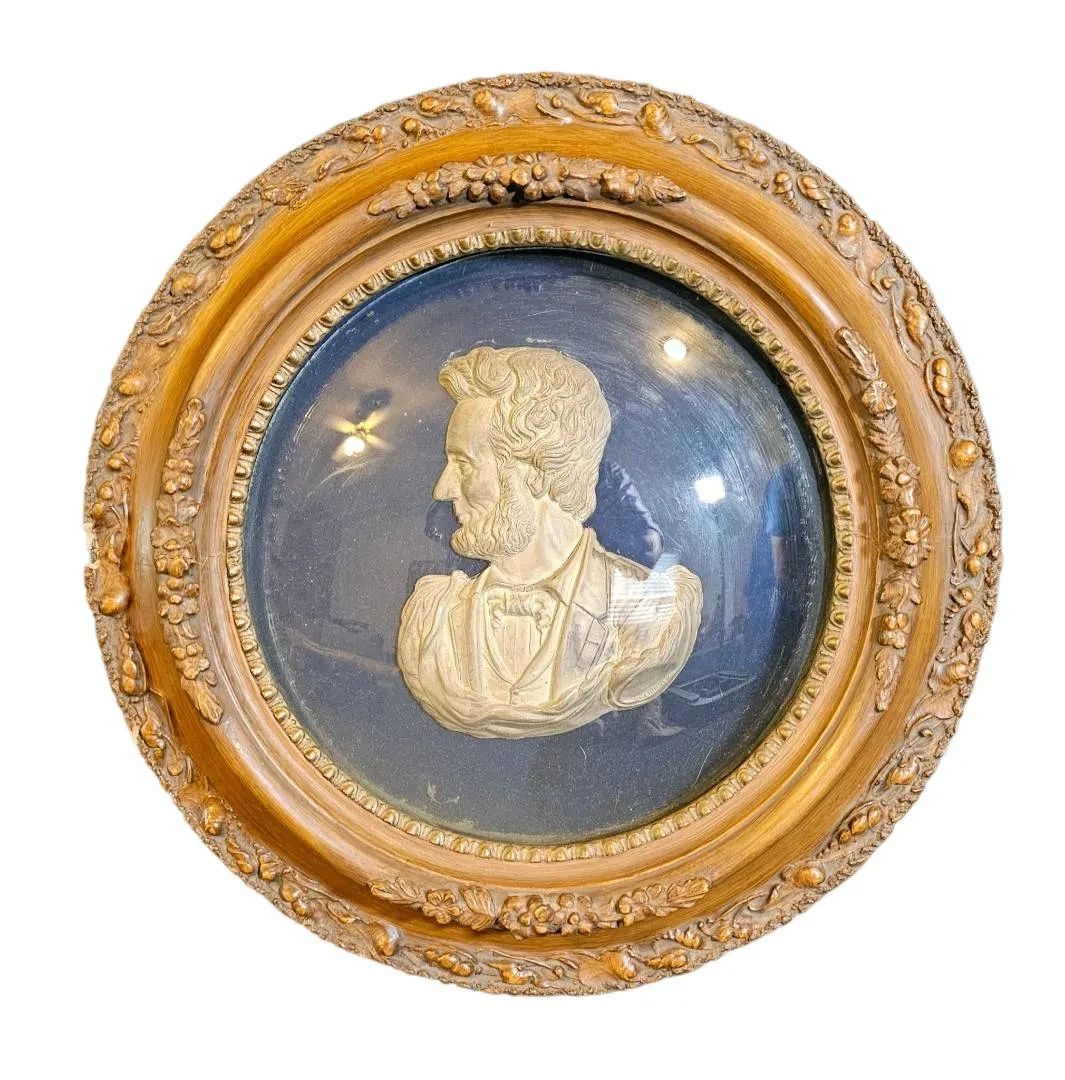 01 Rare Civil War Era Abraham Lincoln Memorial Ornate DeepRecessed Convex Glass Frame