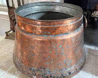 Hand-hammered Copper Cauldron…
