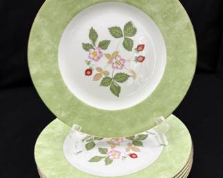 Wedgwood Wild Strawberry Accent Salad Plates