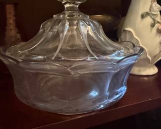 Indiana Glass Concord Candy Box