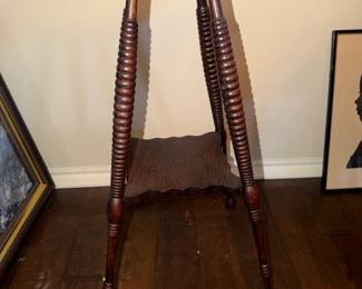 Victorian Bobbin Leg Parlor Table