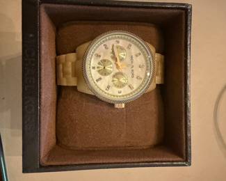 Michael Kors Jet Set Horn Watch
