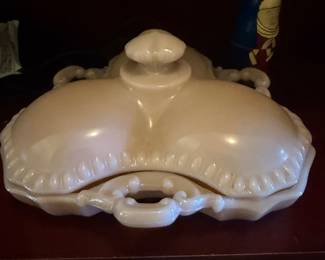 Cambridge Crown Tuscan Divided Dish