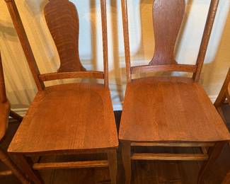 Antique Oak T-Back Dining Chair