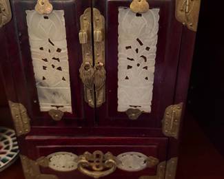 Chinese Jewelry Box
