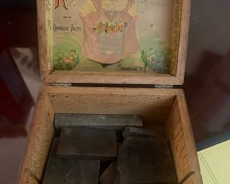 Rice’s Popular Flower Seeds Box