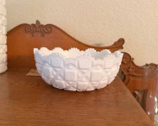 Westmoreland Old Quilt Milk Glass Bowl