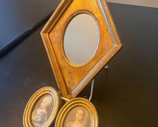 ITALIAN FLORENTINE WOOD GOLD DIAMOND SHAPE MIRROR
