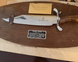 Carvel Hall Jim Bowie Knife