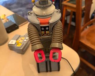Lost In Space B9 Robot Toy