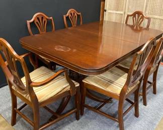 002 Bassett Mfg Company Mahogany Double Pedestal Dining Table And Six Shield Back Chairs