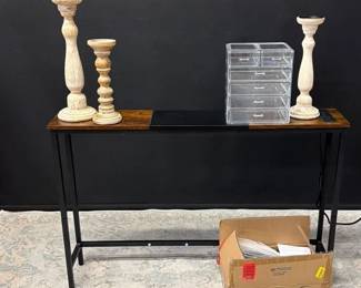 Restoration Collection Unique Loom Rug With Table And Accessories