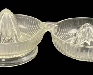353 - 2 Glass Juicers 4"x8" (Description): A 2-piece lot of glass juicers. Measures 4" x  8".
