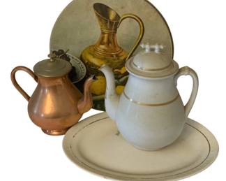 196 - Assorted Items (Description): A miscellaneous lot of items. No measurements  recorded.
