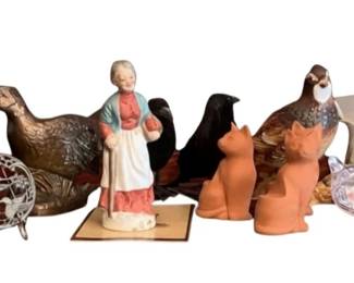 69 - Assorted Items (Description): A lot of assorted decorative decoys. No  measurements recorded.