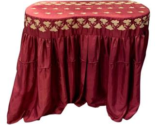 704 - Kidney Shaped Table 30"x35"x17.5" (Description): w/ covering