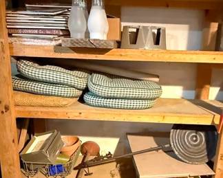 1010 - Assorted Items on Shelf