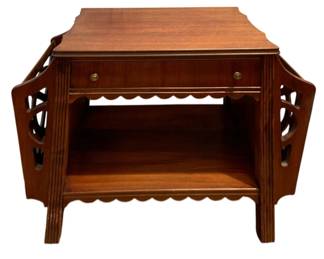 627 - Wood Side Table w/ magazine holders on both sides (Description): 22"x29"x14"