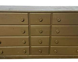 905 - Vintage Painted Dresser - 35 x 60 x 15