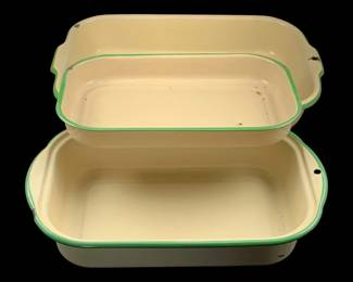 417 - 3 Enamelware Pans 3.5"x16"x10.5" (Description): A three-piece set of enamelware pans  featuring a cream-colored interior with green  trim along the edges. The set measures 3  1/2" x 16" x 10.5".