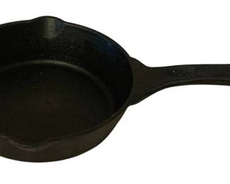 246 - Winco Cast Iron Skillet 6" Round (Description): Winco cast iron skillet measuring 6 inches  round. Features a classic design with a long  handle and pour spout.