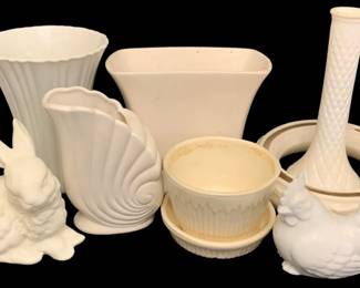 488 - Assorted Ceramic Items (Description): A lot of assorted ceramic items including  various decorative pieces.