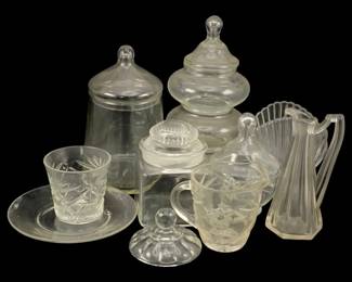390 - Assorted Glass Items (Description): A lot of assorted glass items including  various decorative and functional pieces.