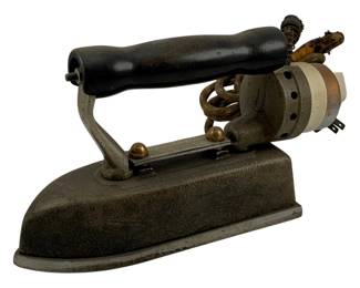 436 - Antique Gross Star Iron 6.5"x12"x3.5" (Description): Antique Gross Star iron featuring a classic  design from the early electric era. This  vintage pressing iron measures 6 1/2" x 12" x  3.5". Used as is electric/electronic/mechanical item. No guarantee all components, untested.