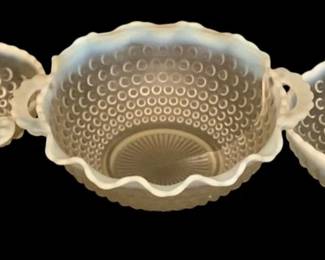 491 - 3 Fenton Dishes (Description): A three-piece lot of Fenton dishes. The  collection includes various decorative glass  pieces characteristic of Fenton  craftsmanship.