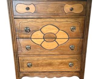 913 - Vintage 4-Drawer Chest - 44.5 x 30 x 18