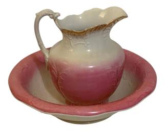 752 - Pitcher & Bowl Set 12"x16" (Description): Pitcher and bowl set measuring 12 inches by  16 inches. This classic washstand set  features a coordinating pitcher and basin in  complementary colors with decorative embossed  detailing.
