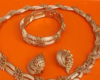 Trifari Parure 