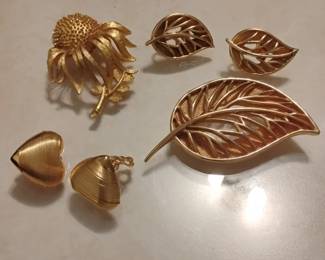 '80s brooches and earrings