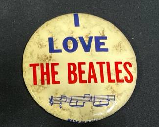 Vintage 1964 I love the Beatles Pin