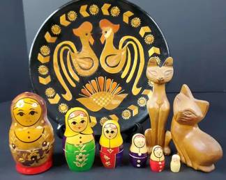Russian Collectibles, Carved Wood Cat Figures