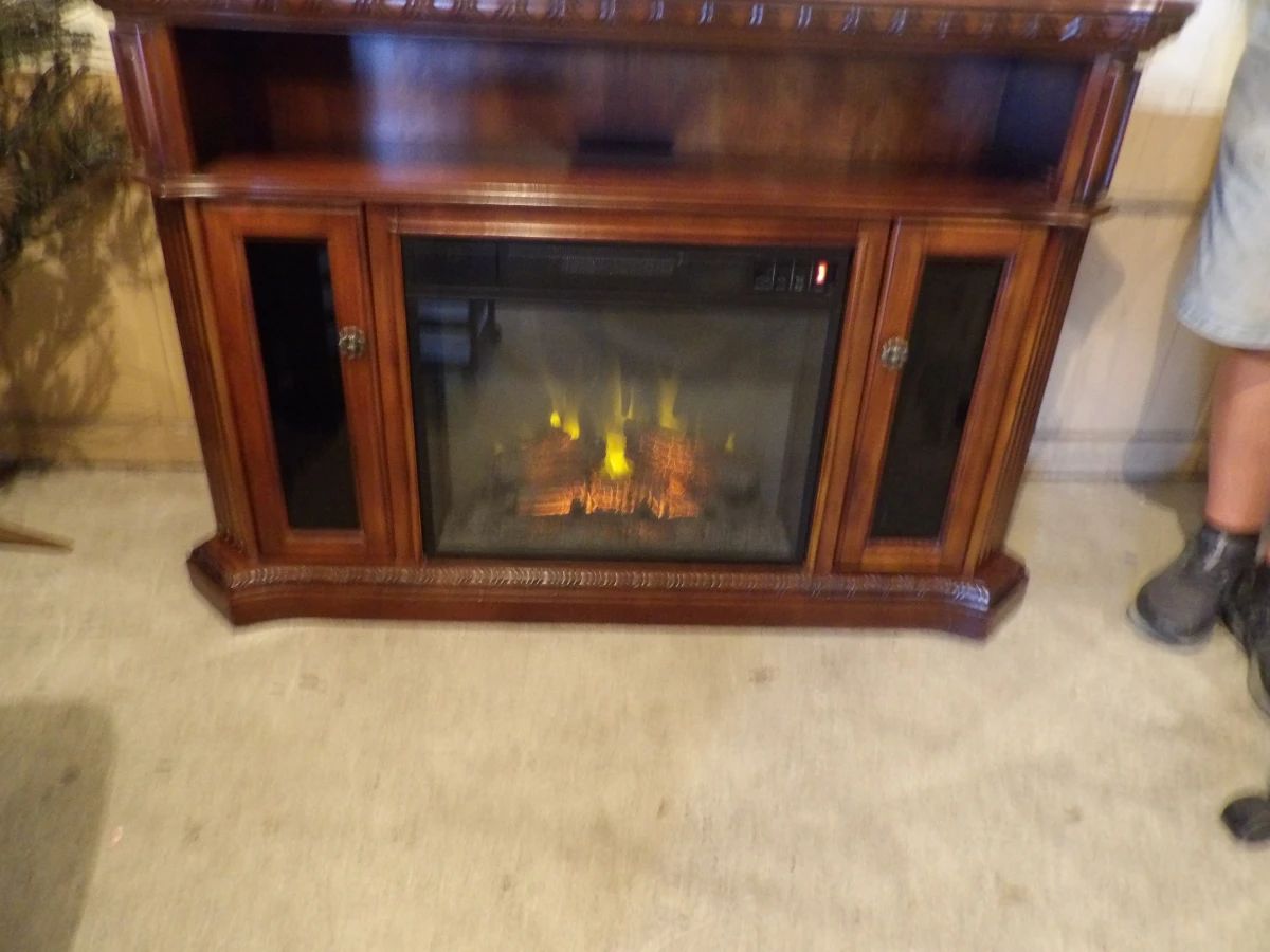 Electric fireplace