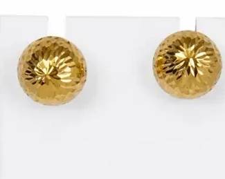 2.33g  18K Gold Textured Stud Earrings