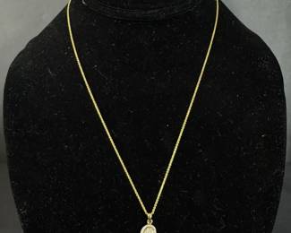 14K Gold Diamond Angel Wing Pendant Necklace 2.58 Grams