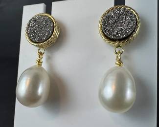 14K Yellow Gold Druzy Quartz  Freshwater Pearl Dangle Earrings 5.33g