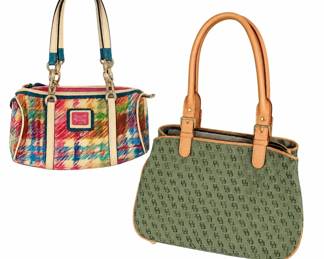  006 Dooney  Bourke Green Signature Tote, Matching Zip Pouch, Glasses Case, and Plaid Satchel