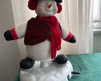 he sings and spins