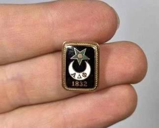 Alpha Delta Phi. Lapel Pin