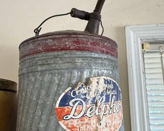 Delphos 1 Gallon Galvanized Gas Can