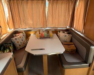 Holiday House Travel Trailer
