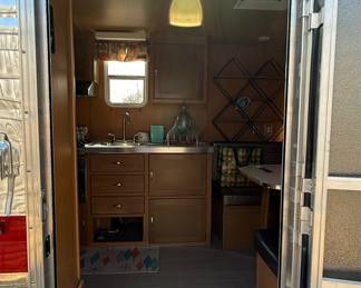 Holiday House Travel Trailer