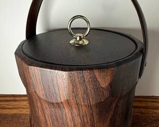 Irvinware Faux Wood Grain Ice Bucket