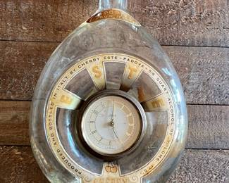 Cherry "Este" Italian Wine Bottle Clock