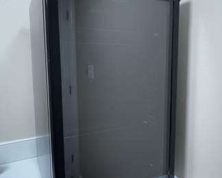 Frigidaire 27-Bottle Beverage Cooler