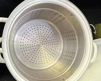 T-fal Enamelware Stock Pot and Colander Set